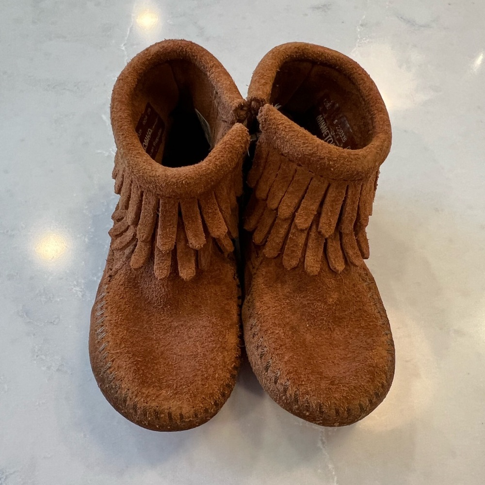 Toddler Minnetonka Fringe Boots